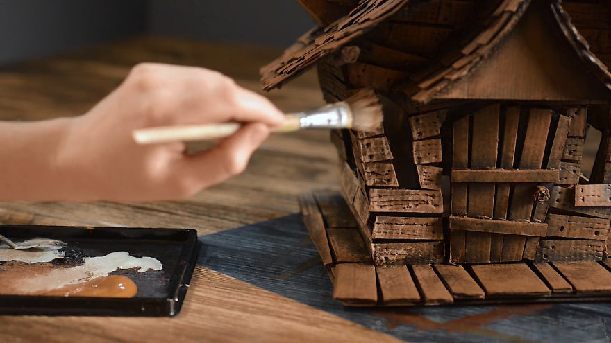 I Upcycled Cardboard Boxes Into A Witch House And It Cost Me Less Than $1 I Upcycled Cardboard Boxes Into A Witch House And It Cost Me Less Than $1