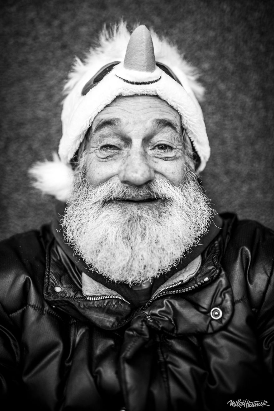 I Photograph The Colorful Faces Of People In Montreal. Up Close And Personal.