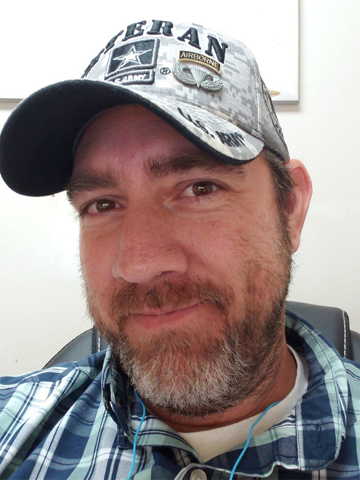 Man Discovers His Stepson Snuck A Girl Overnight, Can't Wait To See Him Trying To Smuggle Her Out In The Morning Man Discovers His Stepson Snuck A Girl Overnight, Can't Wait To See Him Trying To Smuggle Her Out In The Morning