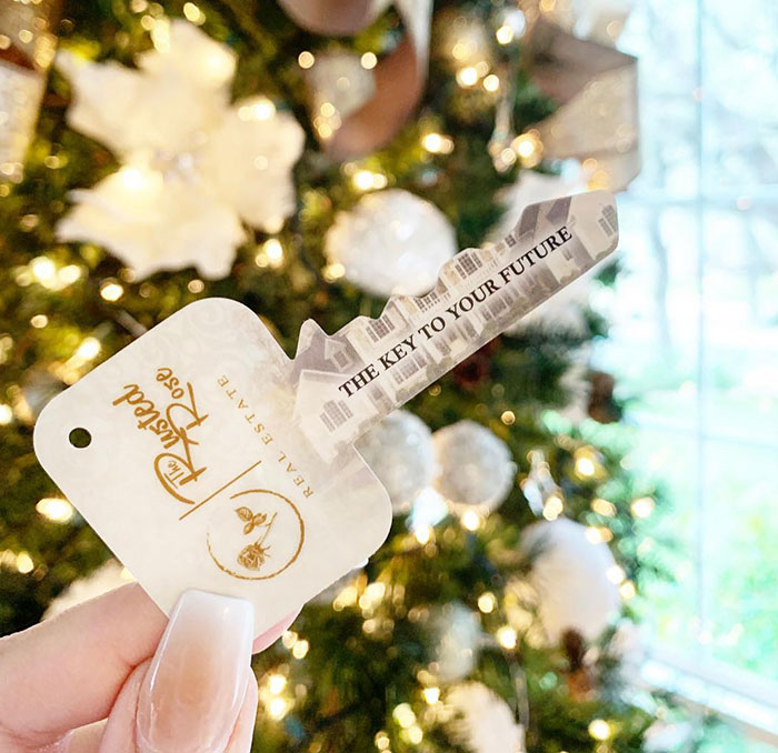 When I Hand A Potential Client A "Key To Their Future", That Is A Meeting They Aren’t Quick To Forget