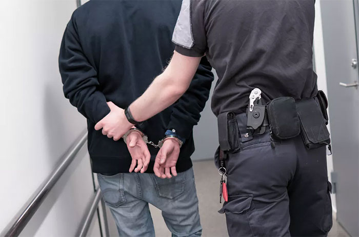 “9 Months Ago I Thought My Life Was Over": Man Goes From Jail To Huge Promotion At Work In 9 Months “9 Months Ago I Thought My Life Was Over": Man Goes From Jail To Huge Promotion At Work In 9 Months