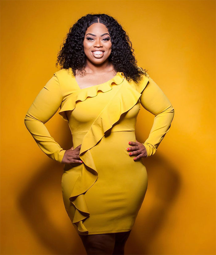 Woman Tired Of Her Loud Neighbor Writes A Hilarious Letter To Him And Leaves Him A Cake At 4 AM Woman Tired Of Her Loud Neighbor Writes A Hilarious Letter To Him And Leaves Him A Cake At 4 AM