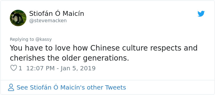 Chinese People Create A New Viral Meme Involving 4 Generations Of Family Members And It's Adorable