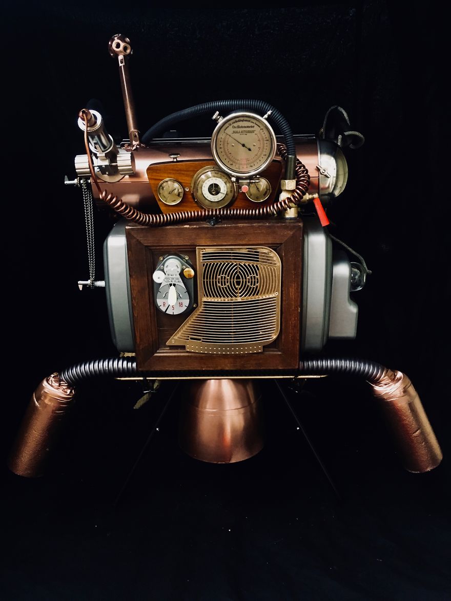 My Husband Creates Amazing Steampunk Sculptures Of Pop Culture Characters From Recycled Materials My Husband Creates Amazing Steampunk Sculptures Of Pop Culture Characters From Recycled Materials