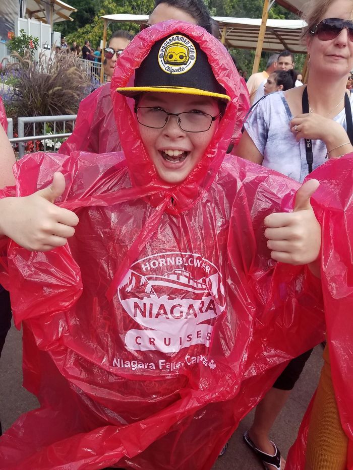 Autistic Boy Writes Moving Poem About How Odd He Is For A School Assignment, Leaves Teacher In Tears Autistic Boy Writes Moving Poem About How Odd He Is For A School Assignment, Leaves Teacher In Tears