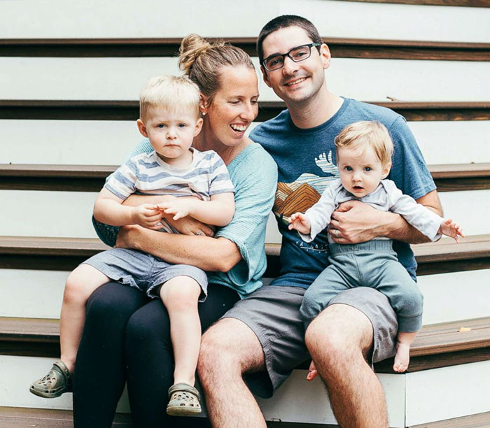 Mom Documents Her Baby's Growth During His First 12 Months Using Pizza Slices With Different Toppings Mom Documents Her Baby's Growth During His First 12 Months Using Pizza Slices With Different Toppings