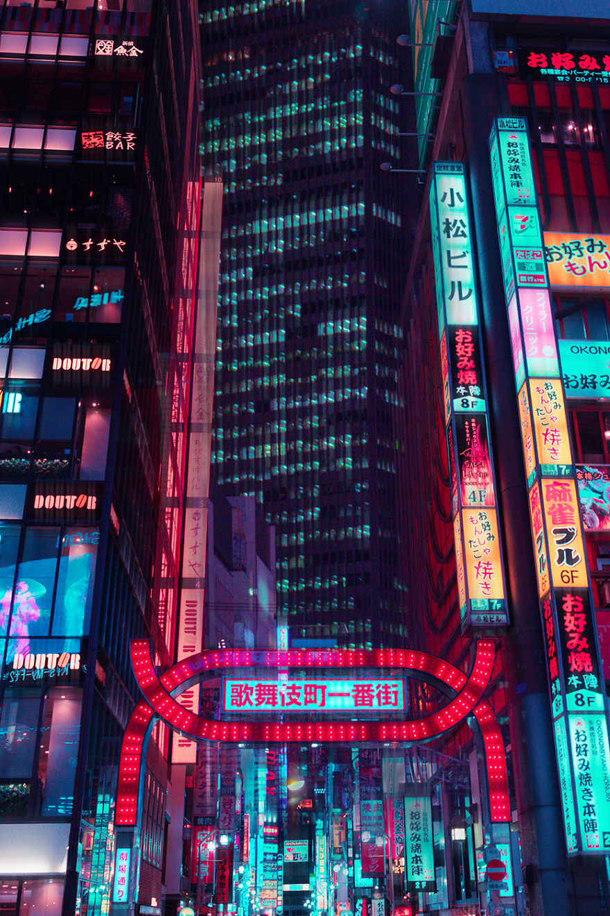 25 Photos From My Trip In The Surreal Tokyo At Night