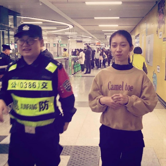 China-Funny-Street-Fashion-Shanghaiobserved