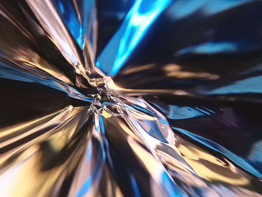 Getting Creative With My Phone, A Macro Lens And Some Tinfoil.