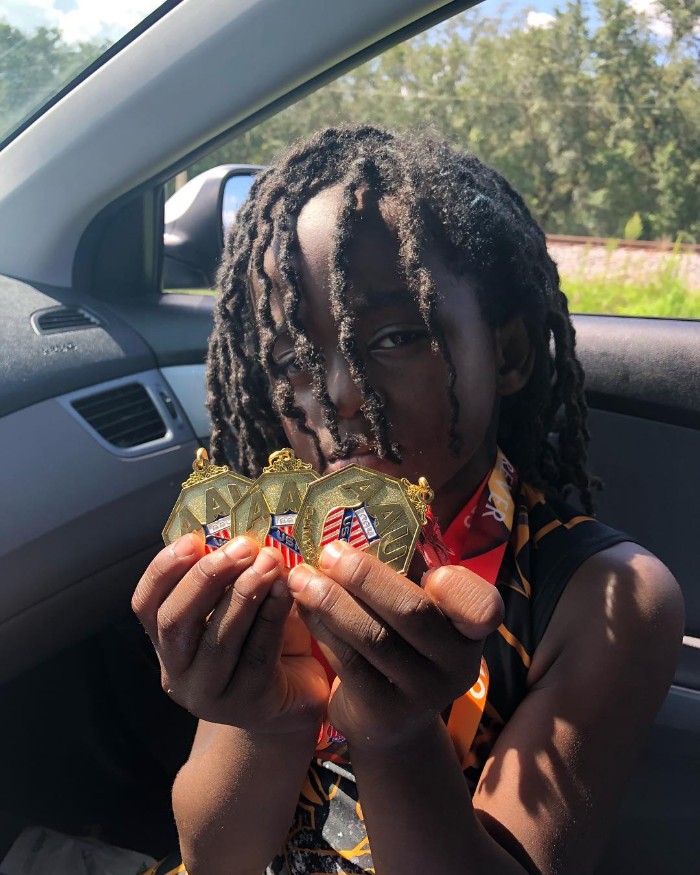 7-Year-Old Boy Runs So Fast, People Are Naming Him The Fastest Kid In The World 7-Year-Old Boy Runs So Fast, People Are Naming Him The Fastest Kid In The World