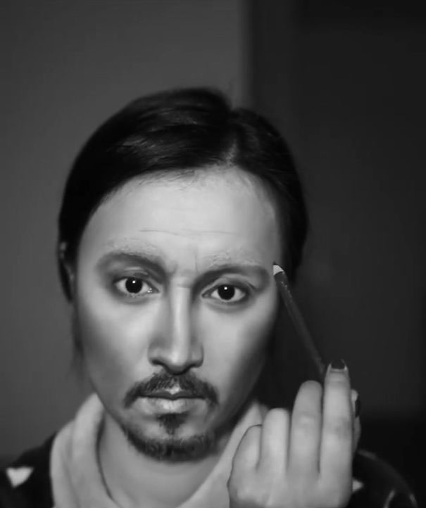 Chinese Make-Up Artist With An Audience Of 360k Followers On Instagram Turns Herself Into Johnny Depp