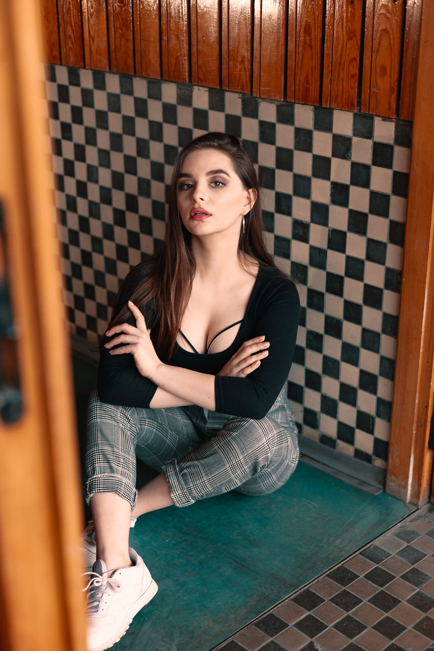 Photo Session In An Empty Auditorium Of The Uwr’s Chemistry Dept