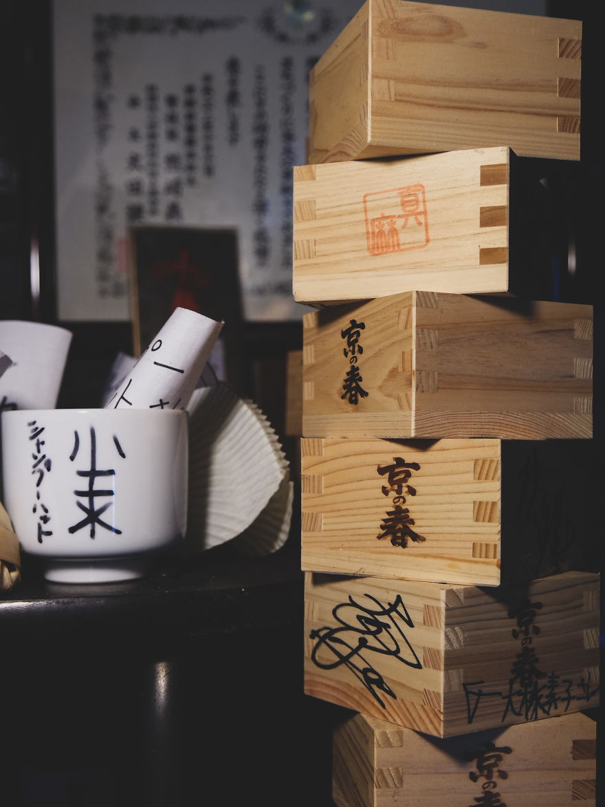 In Japan, I Documented My Experience Meeting Local Artisans Who Preserve Centuries-Old Crafts In Japan, I Documented My Experience Meeting Local Artisans Who Preserve Centuries-Old Crafts