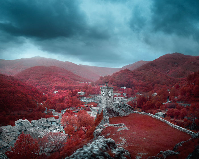 I Made A Lens Filter To Recreate The Kodak Aerochrome Filmic Look With A Modified Digital Camera.