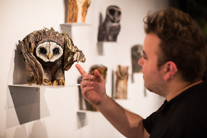 I Use Wood And Clay To Create Realistic Owl Sculptures I Use Wood And Clay To Create Realistic Owl Sculptures