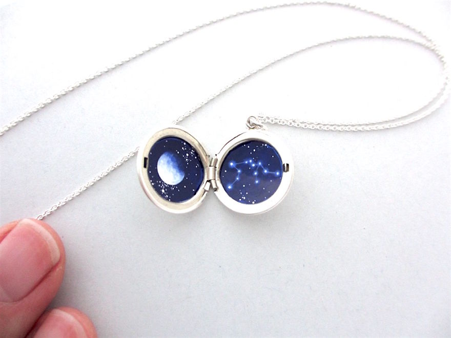 I Squeeze The Universe Into Wearable Lockets