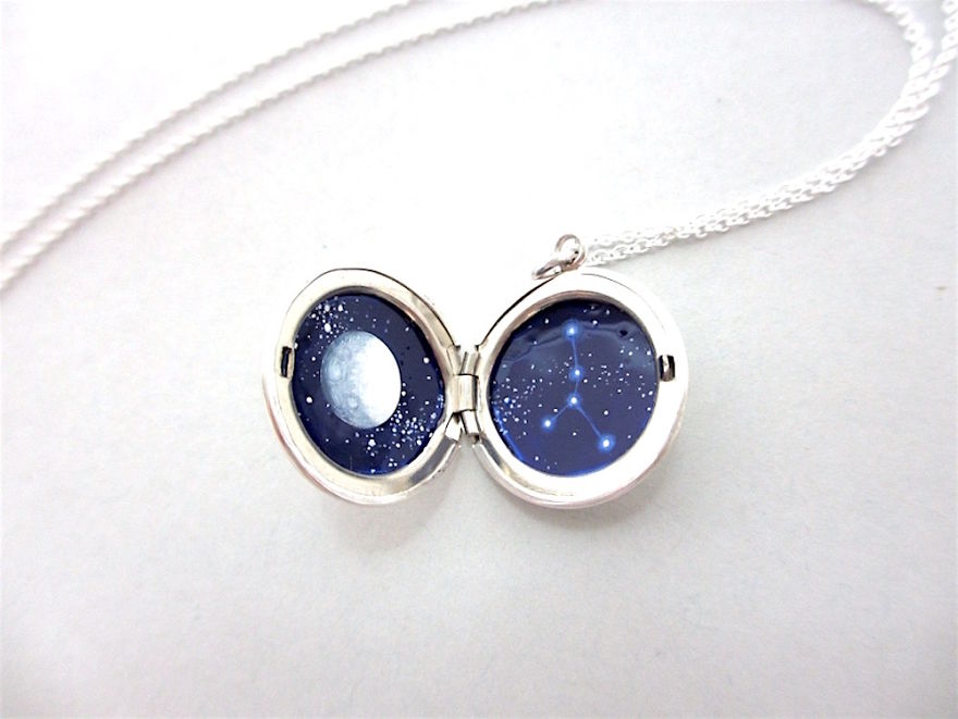 I Squeeze The Universe Into Wearable Lockets