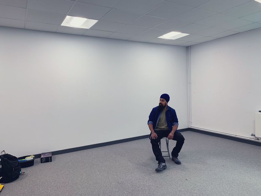 Artist Transforms Dreary School Library Into A Colourful, Inspirational Space!