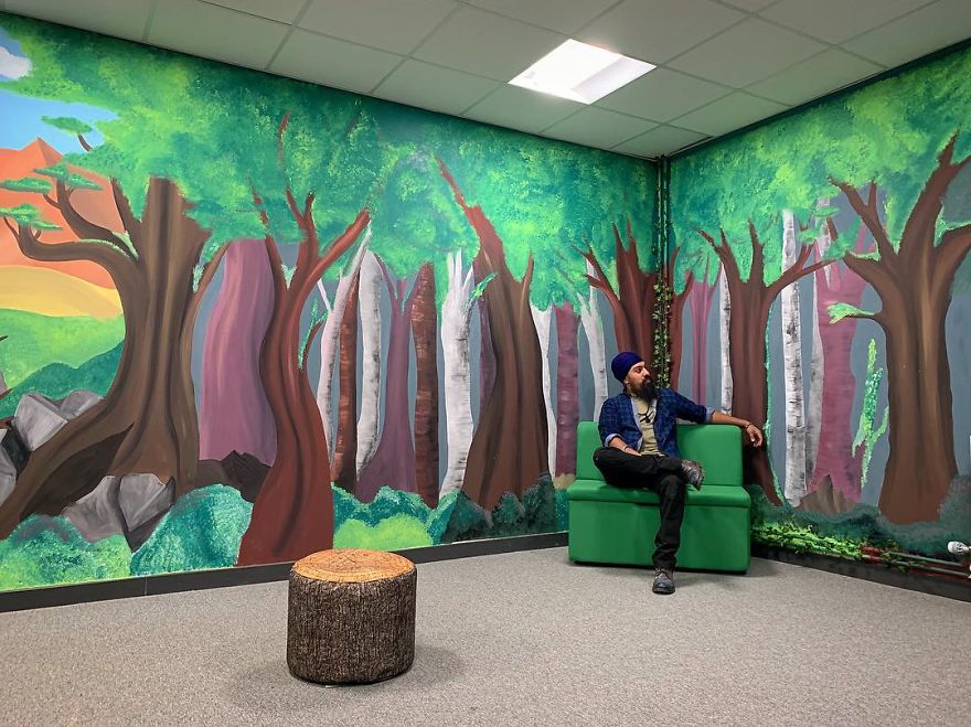 Artist Transforms Dreary School Library Into A Colourful, Inspirational Space!