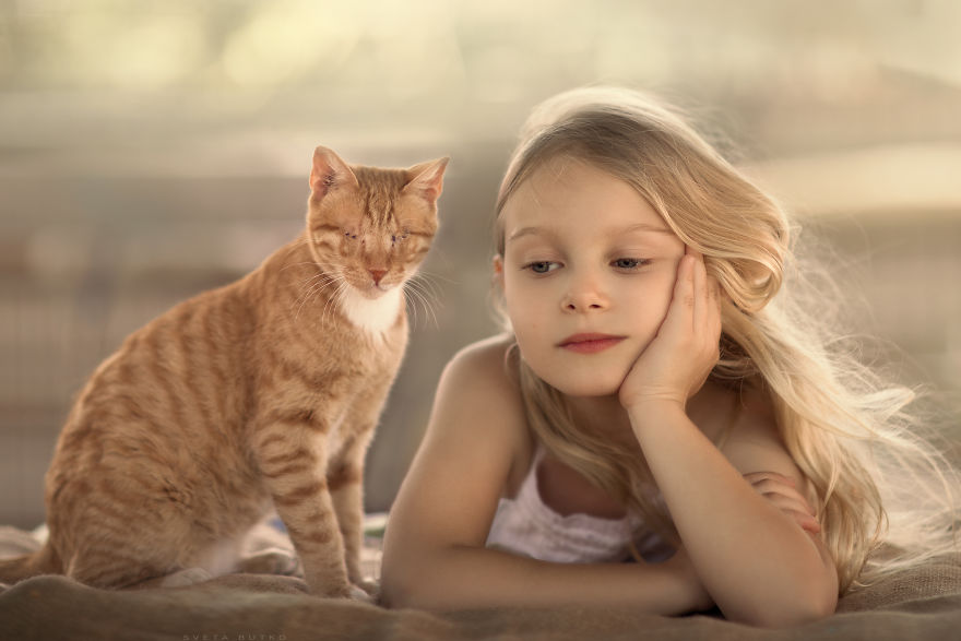 Adi And Shesek - A Blind Cat