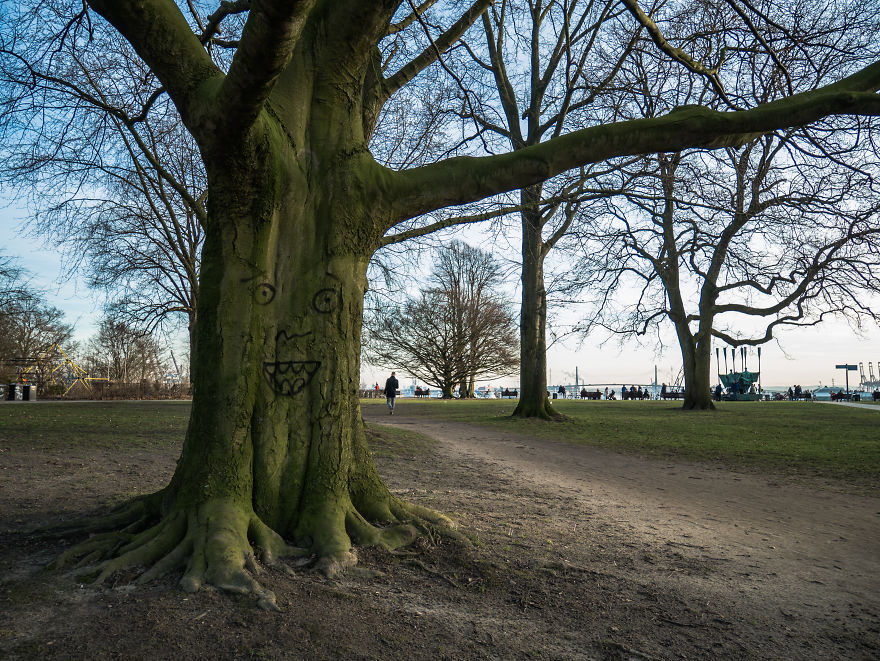 My Day In Hamburg. Interesting Spots In Altona. Lets Fly!