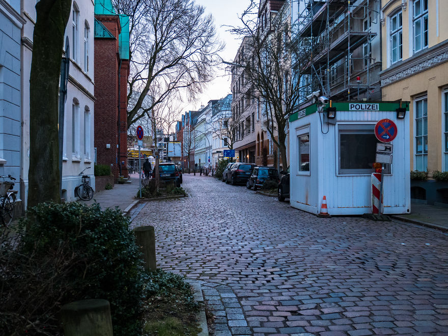 My Day In Hamburg. Interesting Spots In Altona. Lets Fly!