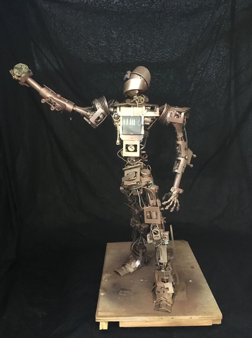 My Husband Creates Amazing Steampunk Sculptures Of Pop Culture Characters From Recycled Materials My Husband Creates Amazing Steampunk Sculptures Of Pop Culture Characters From Recycled Materials