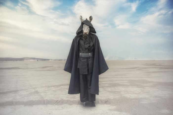 Photographer Shows The Funny Life Of Animals From Kenya