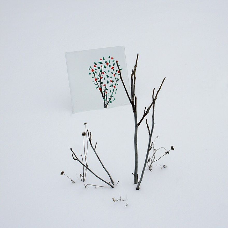 Russian Artist Transforms Everyday Objects Into "Something Else"