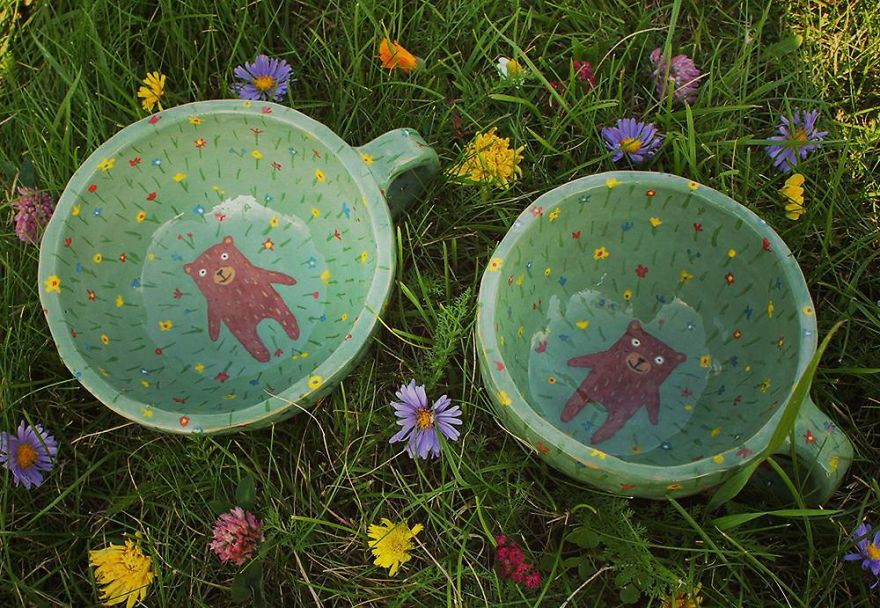 Russian Artist Transforms Everyday Objects Into "Something Else"