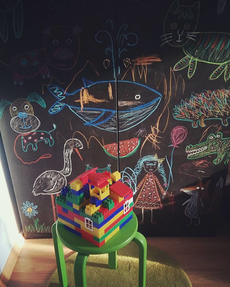 Russian Artist Transforms Everyday Objects Into "Something Else"