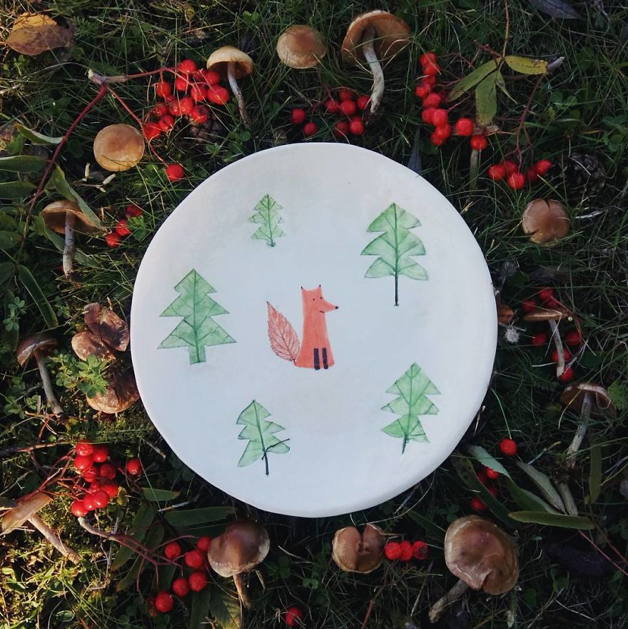 Russian Artist Transforms Everyday Objects Into "Something Else"