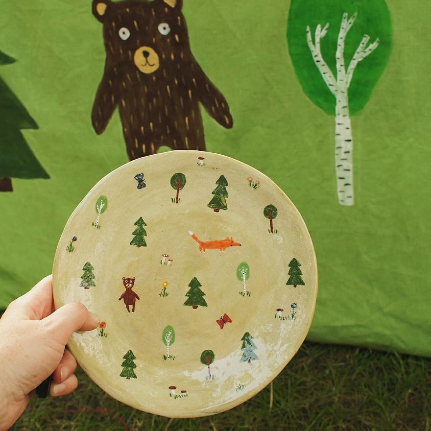 Russian Artist Transforms Everyday Objects Into "Something Else"