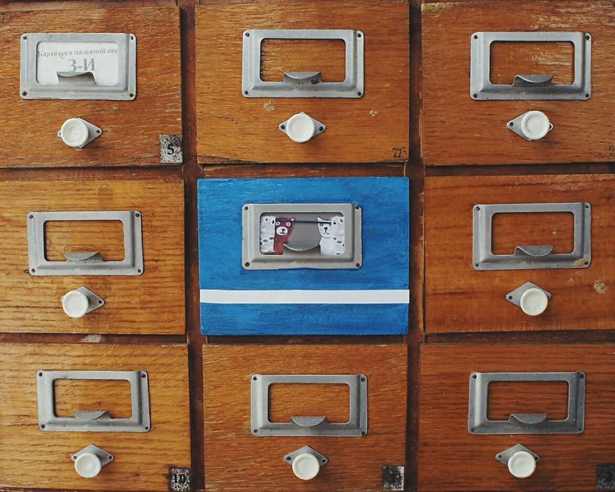 Russian Artist Transforms Everyday Objects Into "Something Else"