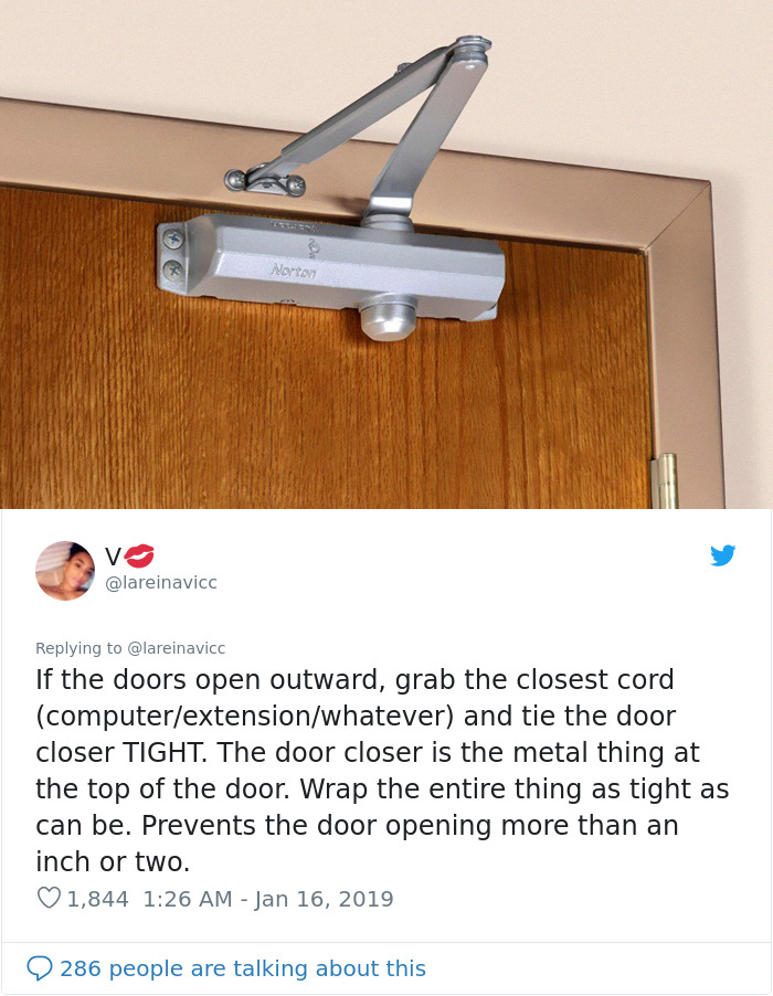 "Don't Get Under The Table:" Teacher Shares Tips On Staying Alive If An Active Shooter Is Nearby "Don't Get Under The Table:" Teacher Shares Tips On Staying Alive If An Active Shooter Is Nearby