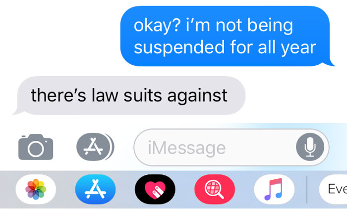 Teen Goes Against Anti-Vaxx Mom And Gets Vaccinated At School, Mom Has A Major Meltdown