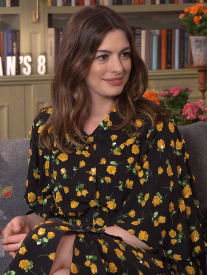 Anne Hathaway Pulls A Hilarious Prank On Ellen's Audience And Teaches Them A Lesson Not To Do Everything Celebrities Say