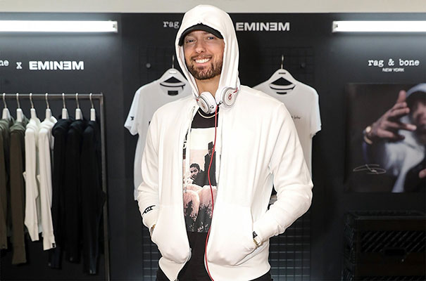 Guy Makes Eminem ‘Smile’ By Photoshopping His Pics And They Look Better Now (14 Pics) Guy Makes Eminem ‘Smile’ By Photoshopping His Pics And They Look Better Now (14 Pics)