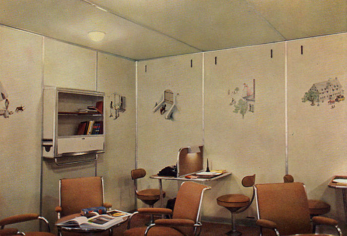 32 Rare Historical Photos That Show Why Flying On The Hindenburg Zeppelin Was So Expensive 32 Rare Historical Photos That Show Why Flying On The Hindenburg Zeppelin Was So Expensive