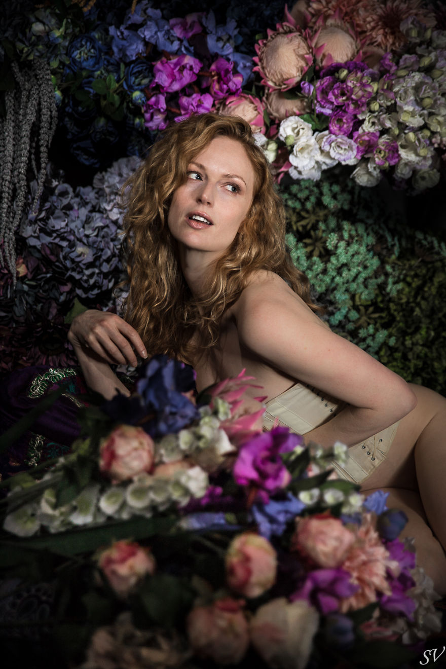 We Photograph Boudoir On A Creative Way