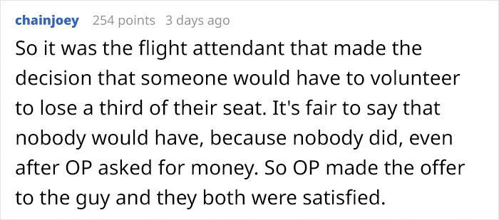 Guy Asks If He's Wrong To Make Obese Man Pay Him $150 For Taking Up Part Of His Seat On A 5-Hour Flight