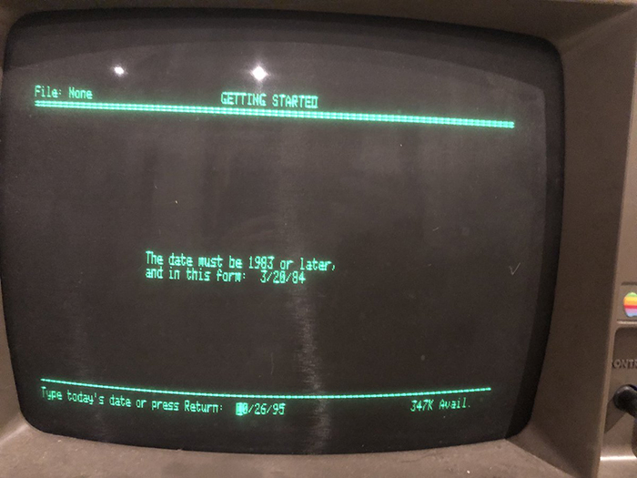 Man Finds A Computer That He Used 35 Years Ago, And It Sill Has A Game He Saved