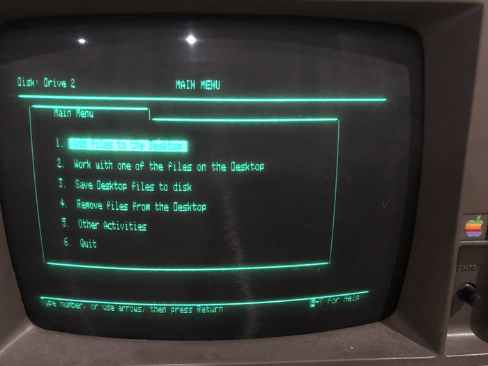 Man Finds A Computer That He Used 35 Years Ago, And It Sill Has A Game He Saved
