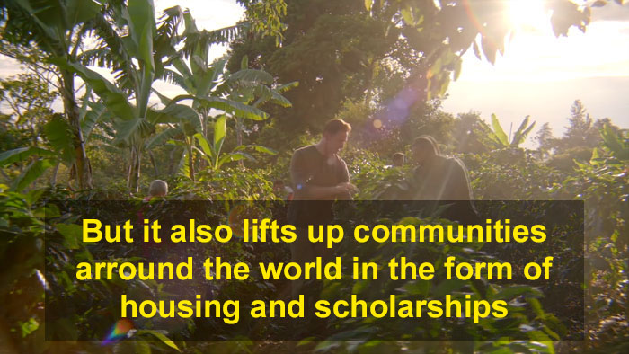 People Are Cracking Up At Hugh Jackman's Ad For Ryan Reynolds' Gin Company