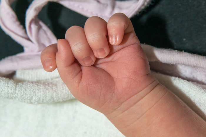 'She’s Calling You ‘Dumb’ And Telling You She Wants To Drink Alcohol': Mom Hilariously Fails At Teaching Her Baby Sign Language