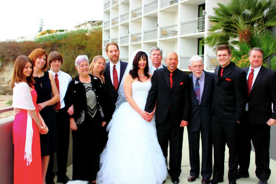 This Couple Gets Married On Every Vacation This Couple Gets Married On Every Vacation