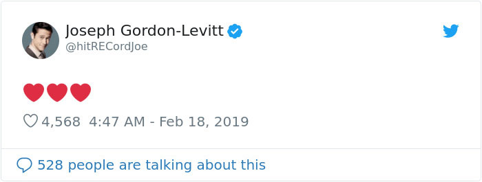 People Are Heartwarmed By The Letter This Person Received From An 86-Year-Old Who Bought His VHS Player People Are Heartwarmed By The Letter This Person Received From An 86-Year-Old Who Bought His VHS Player