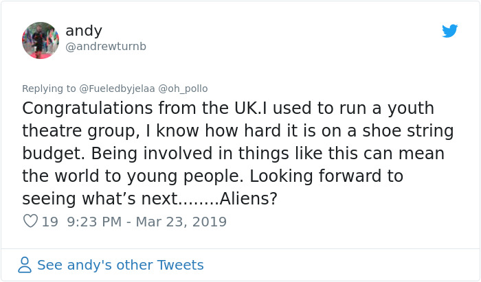 This Amazing School Play Of 'Alien' Had No Budget And Used Trash To Make Costumes This Amazing School Play Of 'Alien' Had No Budget And Used Trash To Make Costumes