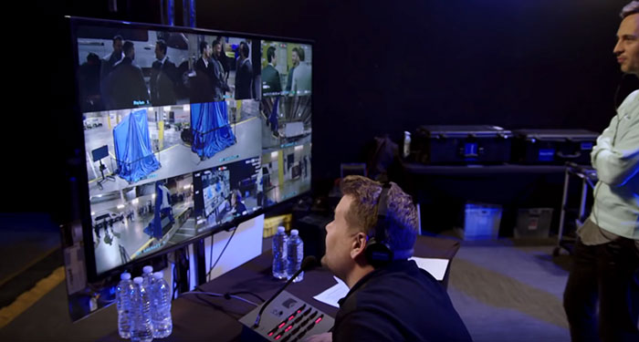 David Beckham Goes To See His Statue For The First Time, Doesn't Know It's Been Replaced By A Prank One David Beckham Goes To See His Statue For The First Time, Doesn't Know It's Been Replaced By A Prank One