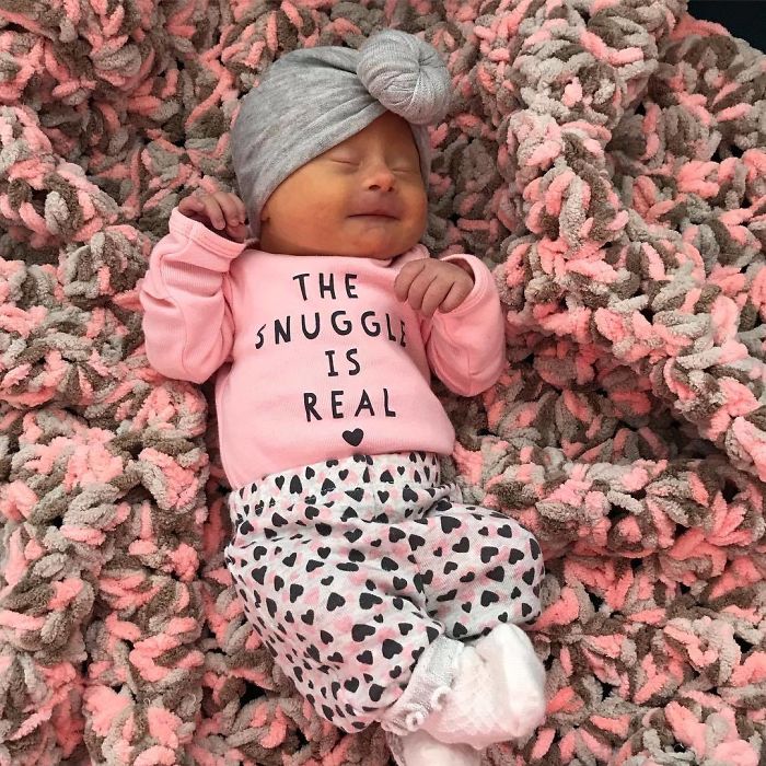 Mom Shares Honest 'Review' Of Her Baby With Down Syndrome, And 347K People Love It Mom Shares Honest 'Review' Of Her Baby With Down Syndrome, And 347K People Love It